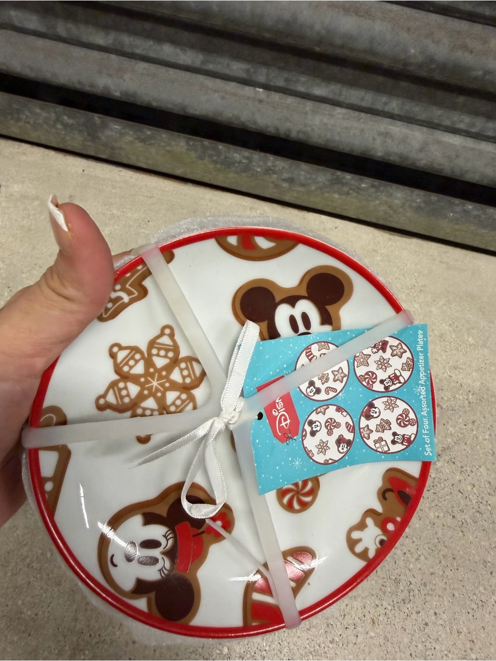 Disney Mickey Holiday Snack desert Plate Set - of 4 new